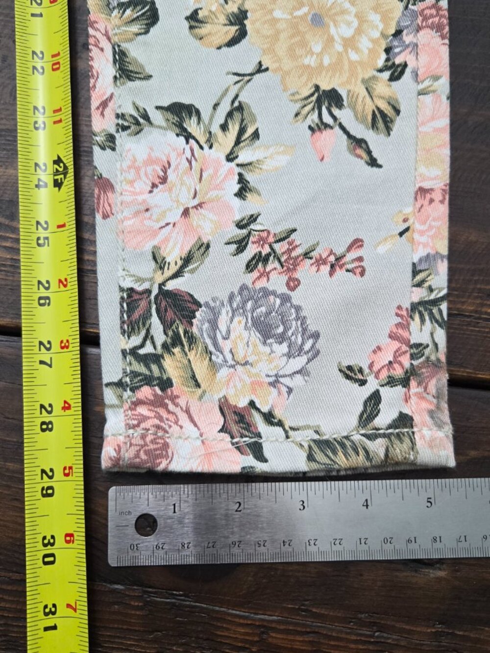 Almost Famous Floral Skinny Jeans Pastel Pink Sage Womens Size 7 Stretch - Picture 7 of 8
